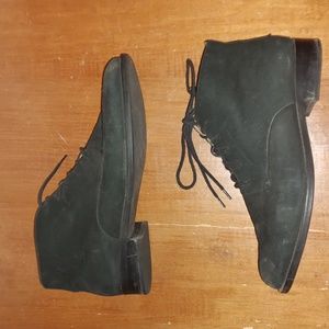 Vionic Mira black bootie 9.5